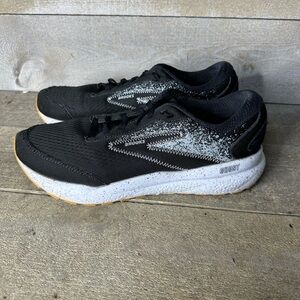 Brooks Ghost 16 Mens Size 10 D Running Shoes 1104181D052 Black White